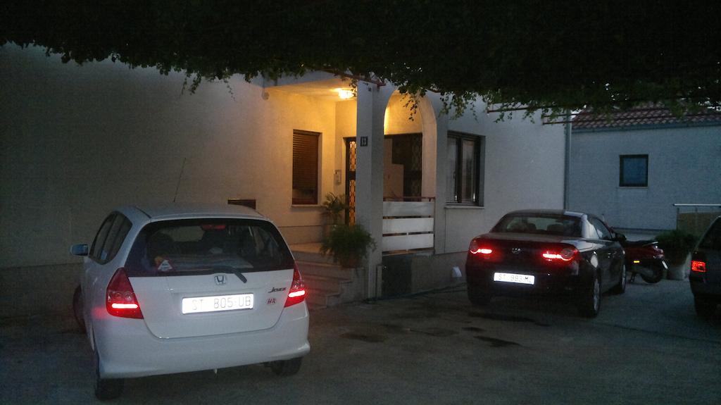 Apartments Sofija Trogir Exterior photo
